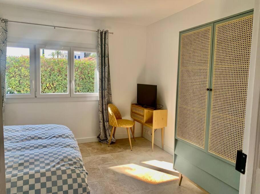 La Reposee, Bas De Villa En Plein Coeur De ונס מראה חיצוני תמונה